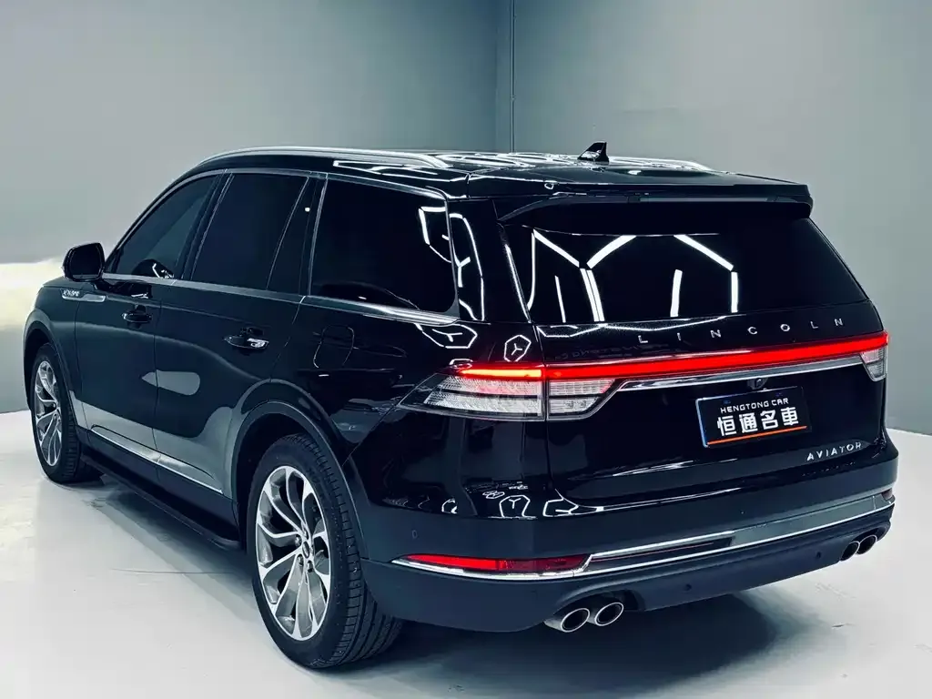 Lincoln Aviator — фото 10