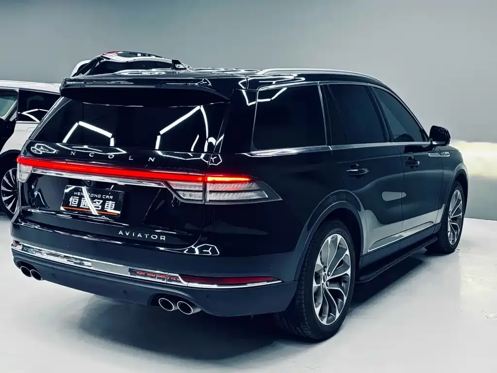 Lincoln Aviator — фото 5