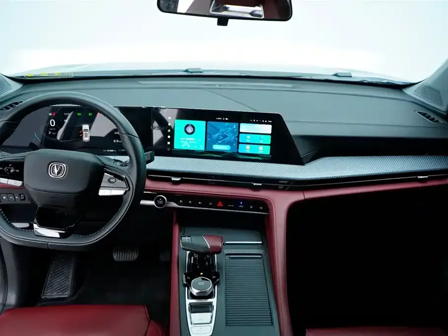 Changan CS75PLUS — фото 2