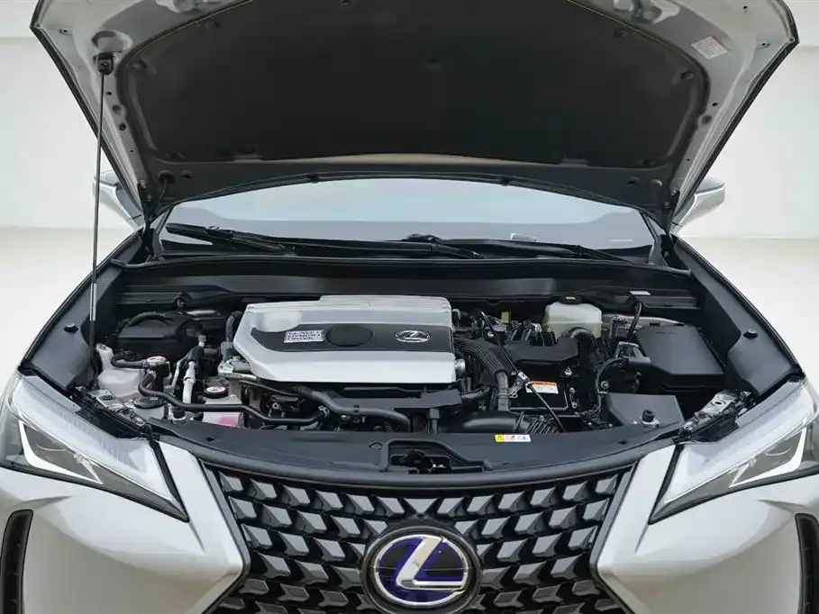 Lexus UX — фото 9