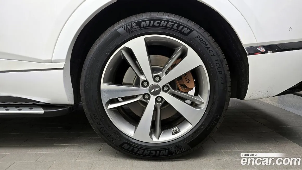 Genesis GV80 — фото 10