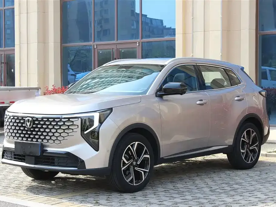 Changan CS55PLUS — фото 4