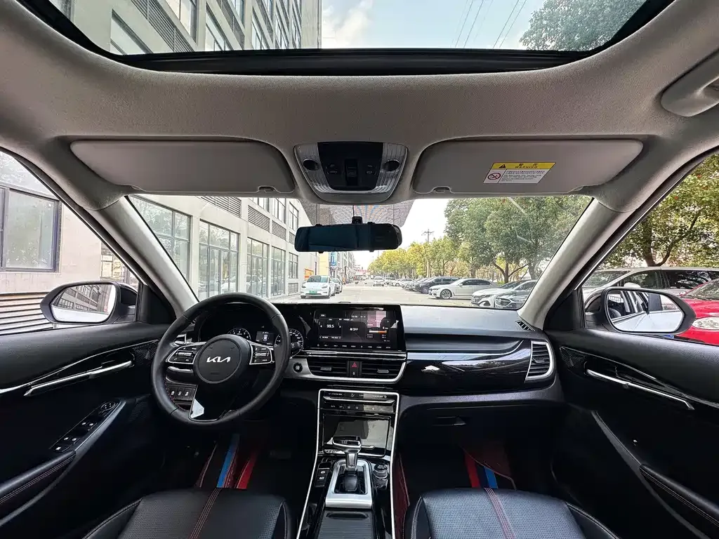 Kia KX3 — фото 3