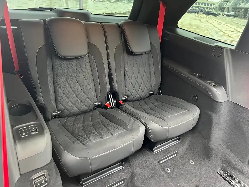 Mercedes-Benz GLS AMG — фото 9