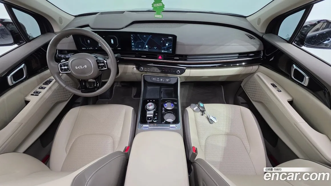 Kia Carnival — фото 10
