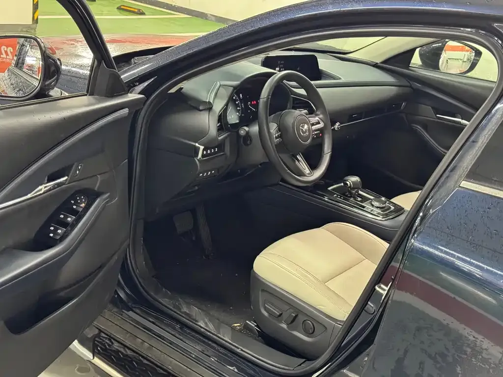 Mazda CX-30 EV — фото 4
