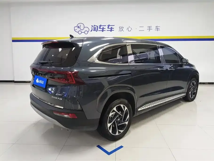 Hyundai Custo — фото 2