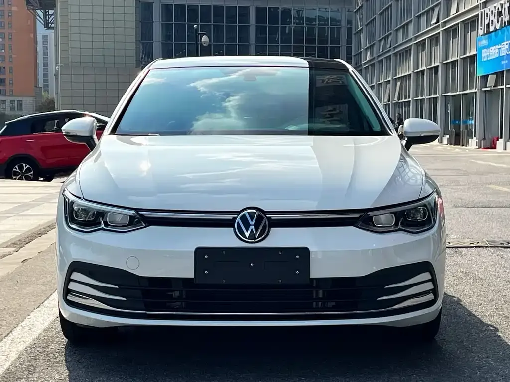 Volkswagen Golf — фото 5