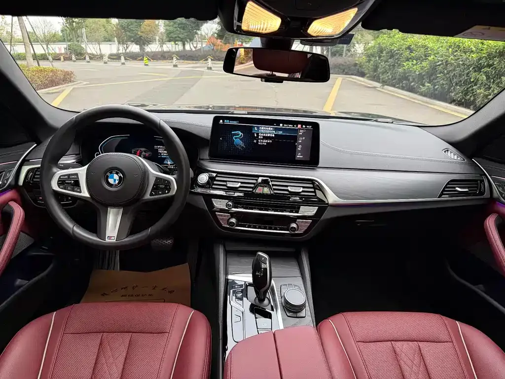 BMW 5 Series New Energy — фото 5