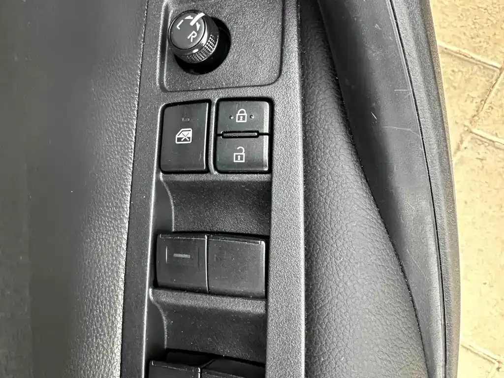 Toyota Levin — фото 10