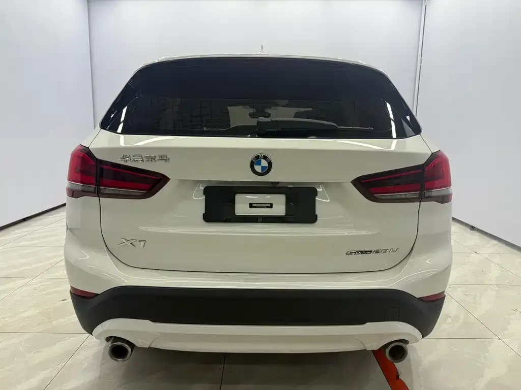 BMW X1 — фото 3