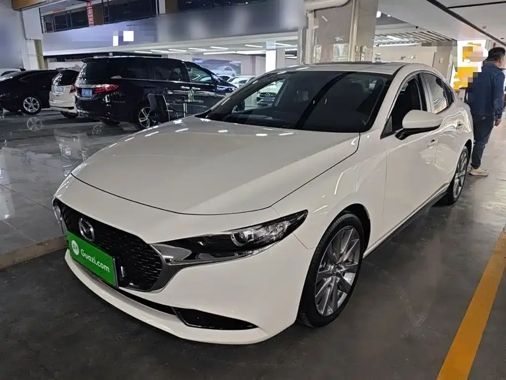 Mazda 3 Axela — фото 5