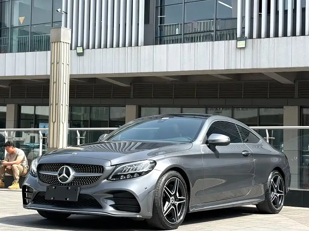 Mercedes-Benz C-Class (Import) — фото 1