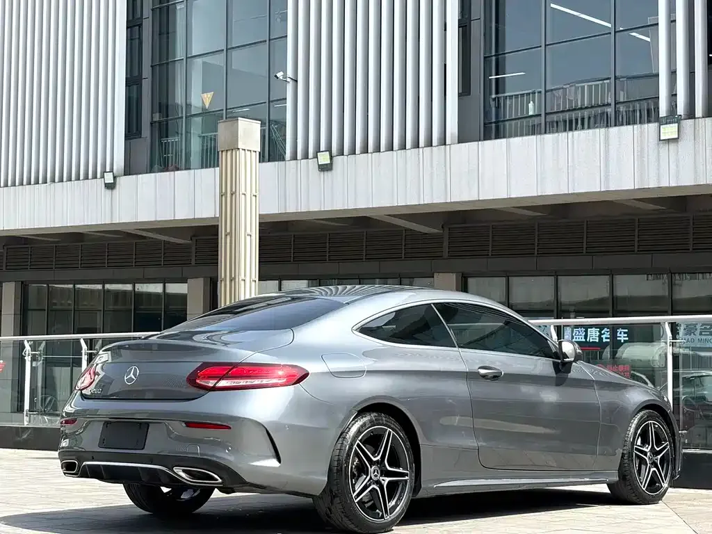 Mercedes-Benz C-Class (Import) — фото 2