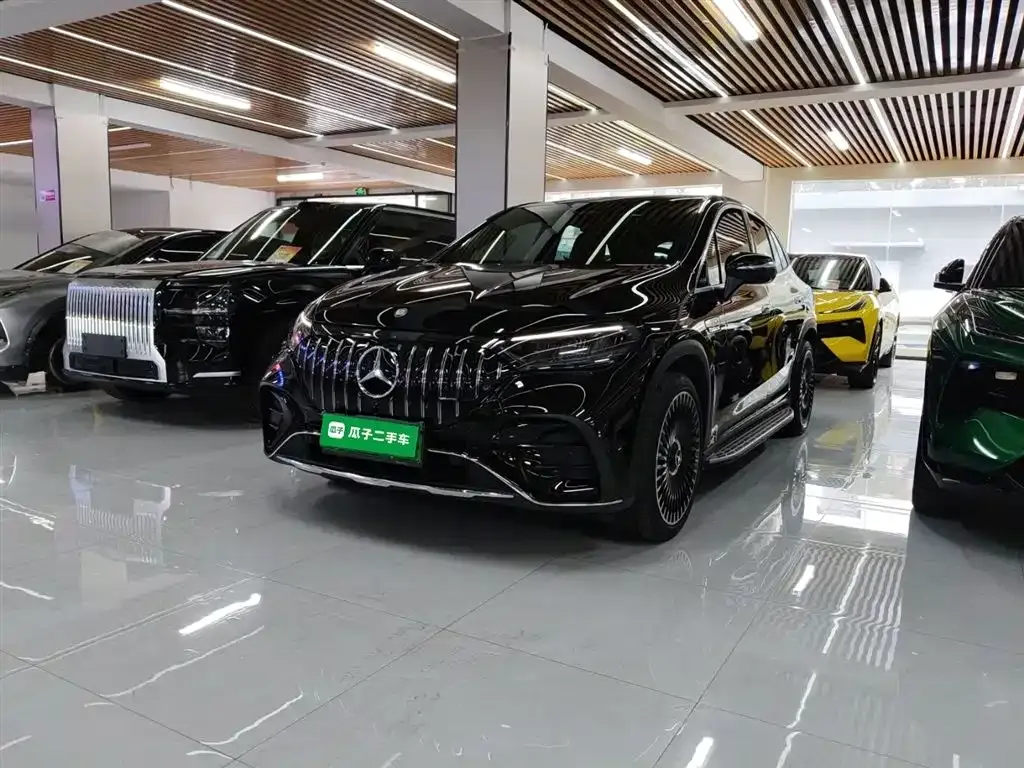 Mercedes-Benz EQE SUV — фото 3