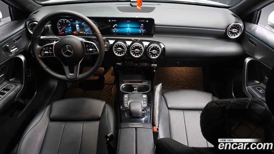 Mercedes-Benz A-Class — фото 10