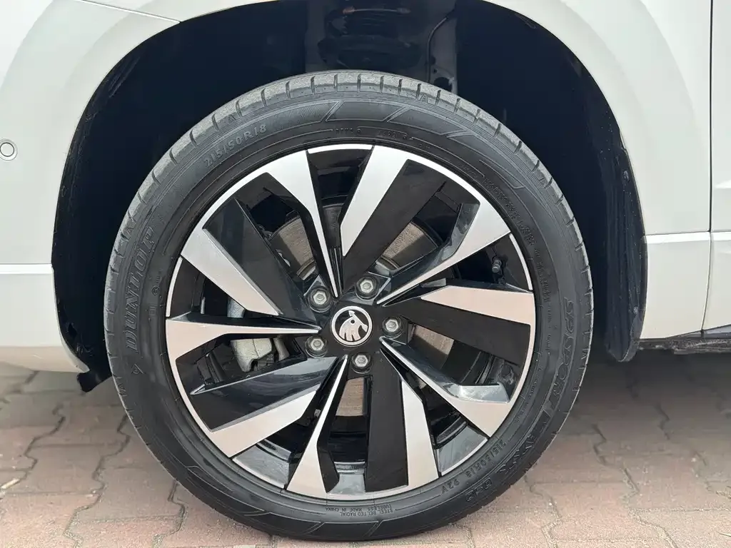 Skoda Karoq — фото 3