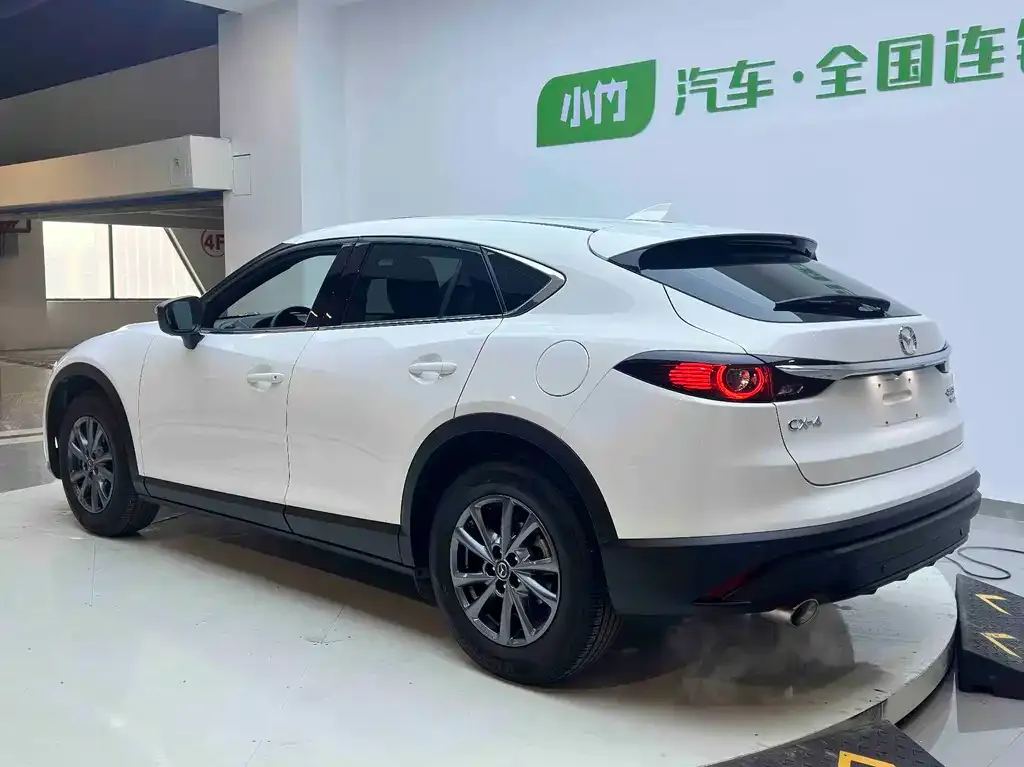 Mazda CX-4 — фото 8