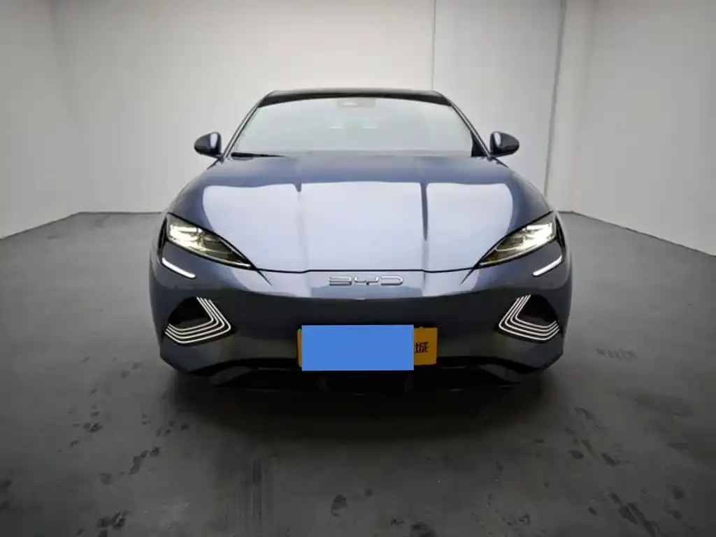BYD Seal — фото 2