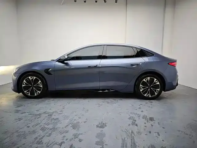 BYD Seal — фото 3