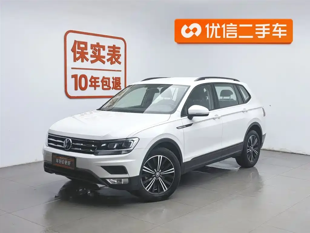 Volkswagen Tiguan L — фото 1