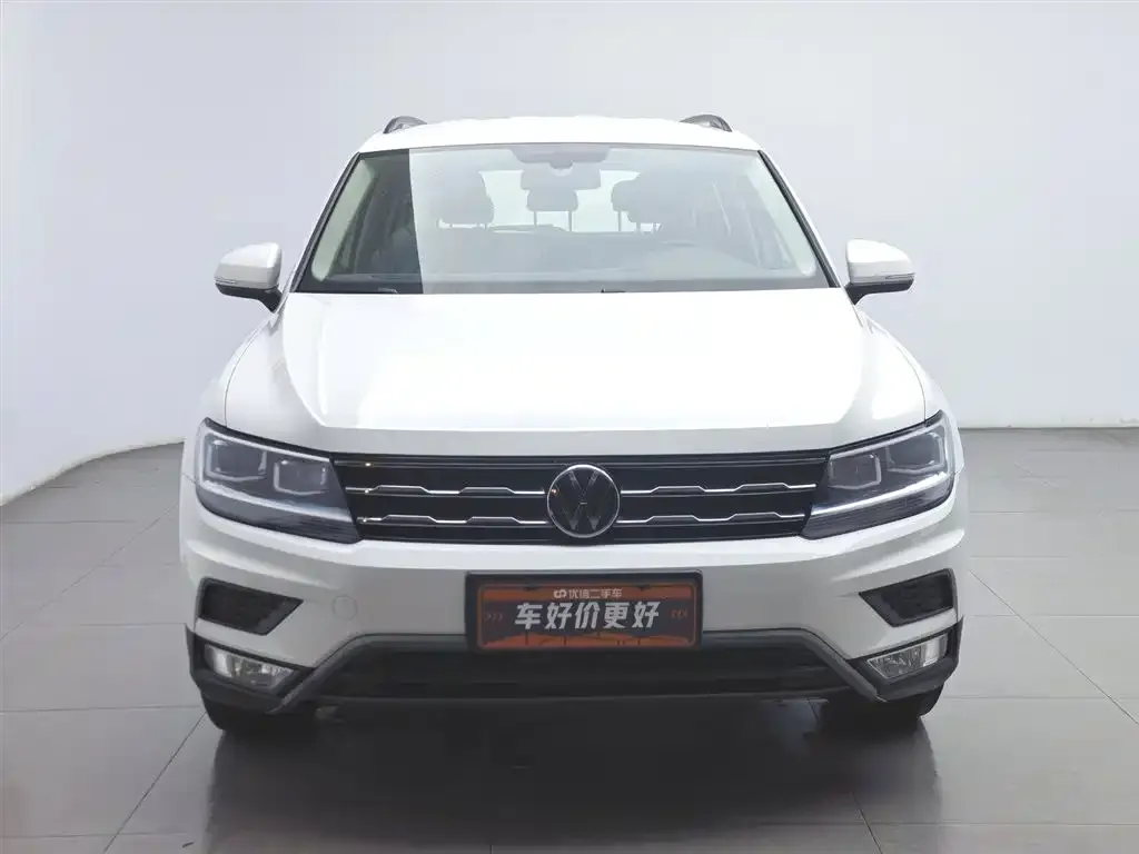 Volkswagen Tiguan L — фото 3
