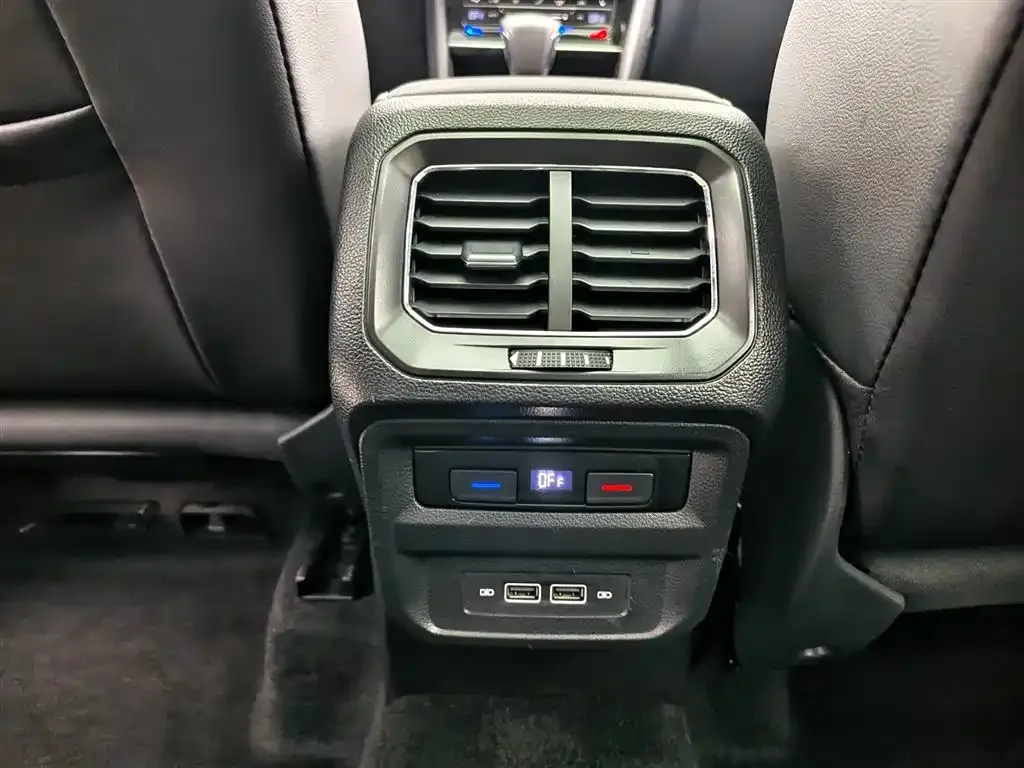 Volkswagen Tiguan L New Energy — фото 6