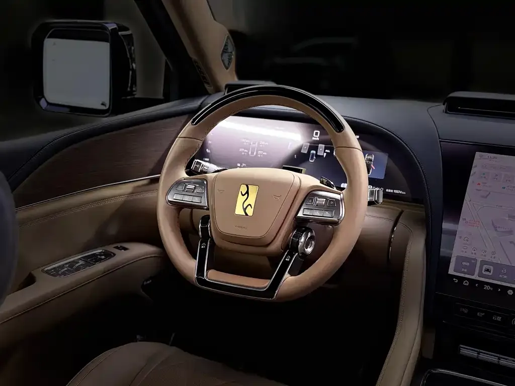 Yangwang U8 L — фото 6
