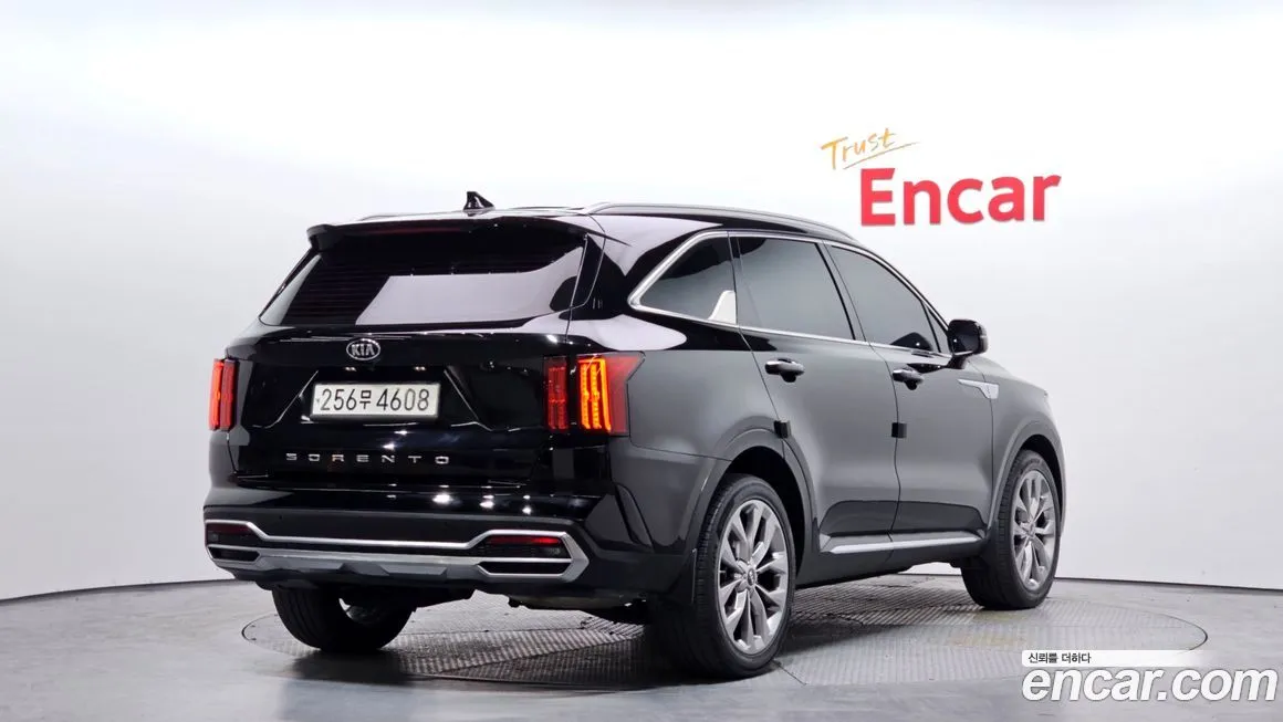 Kia Sorento — фото 3