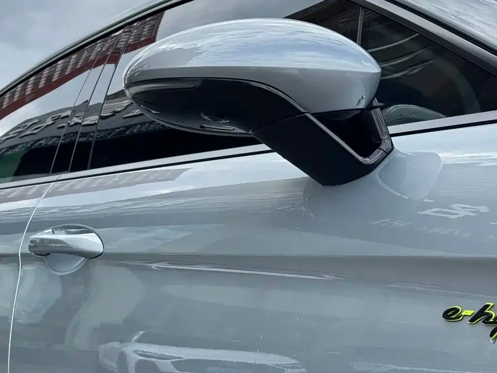 Porsche Panamera Hybrid — фото 4