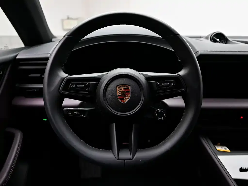 Porsche Macan EV — фото 4