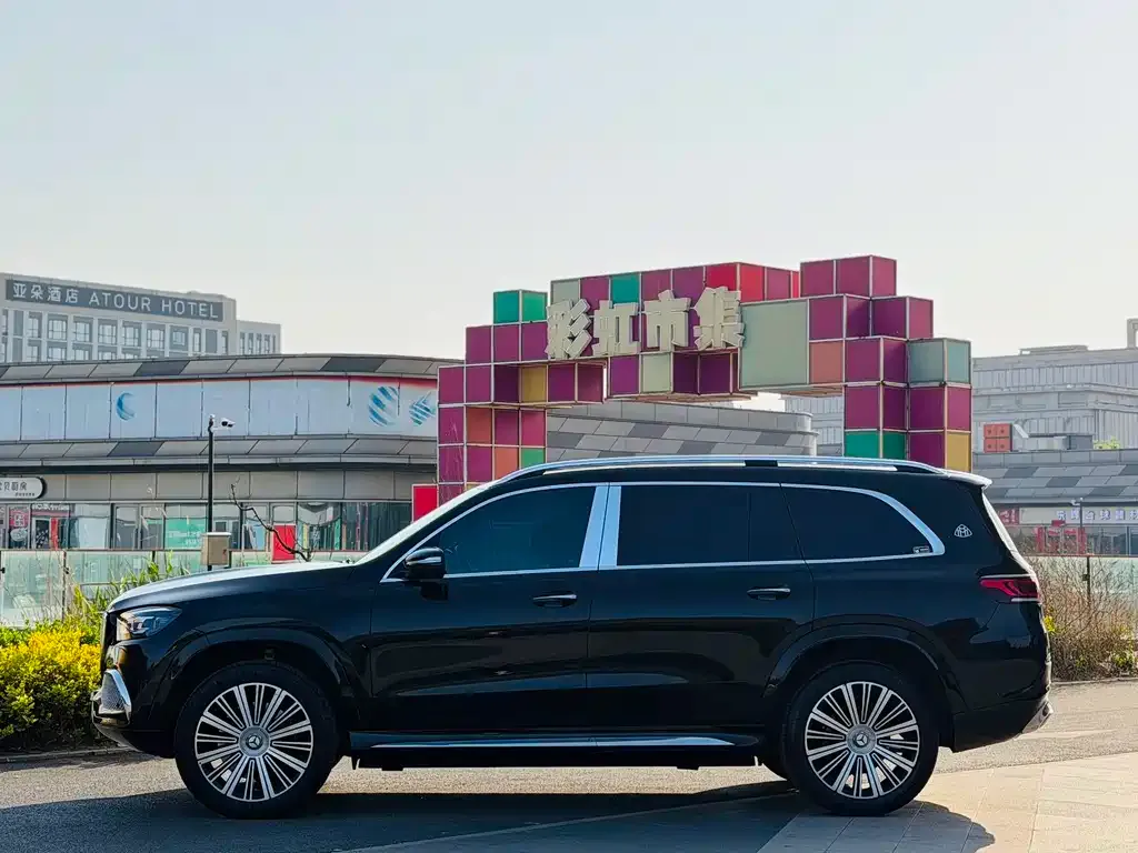Mercedes-Benz GLS — фото 7