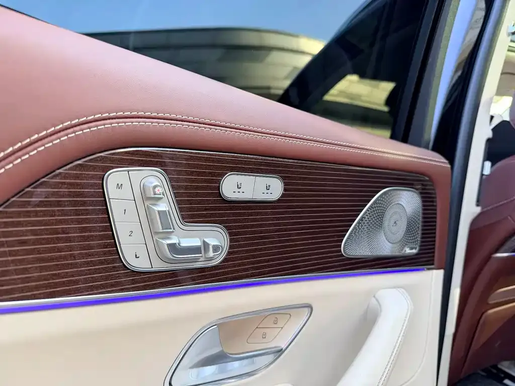 Mercedes-Benz GLS — фото 2