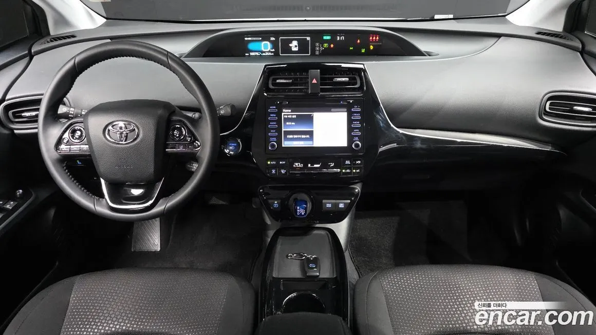 Toyota Prius — фото 10