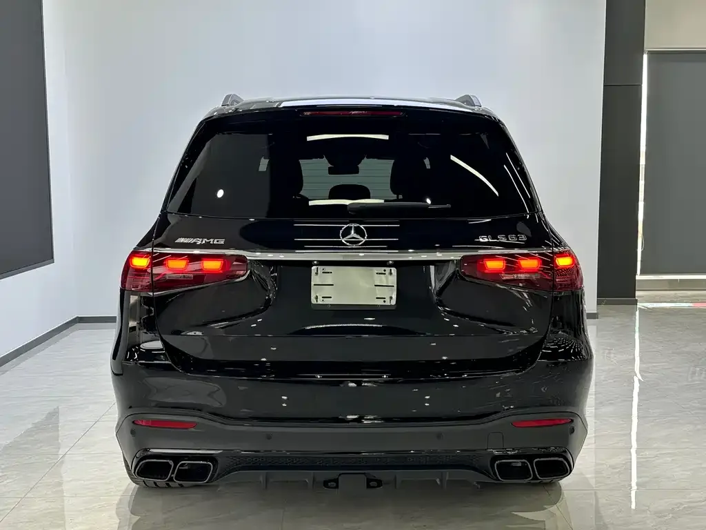 Mercedes-Benz GLS AMG — фото 6
