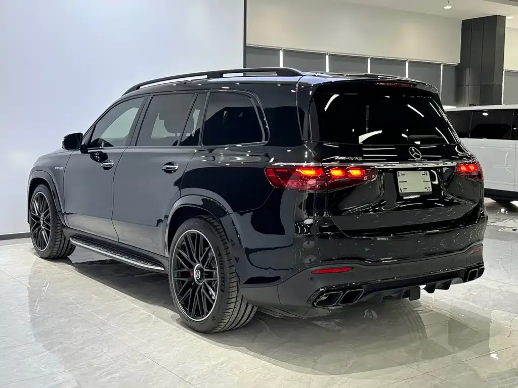 Mercedes-Benz GLS AMG — фото 2