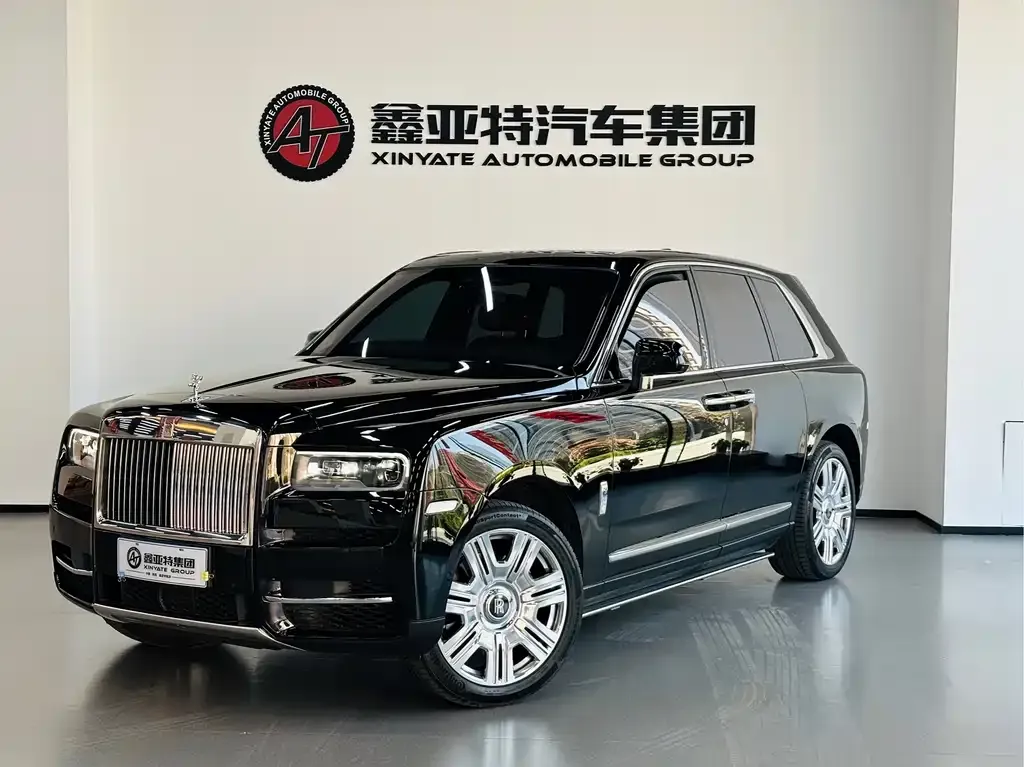 Rolls-Royce Cullinan — фото 1