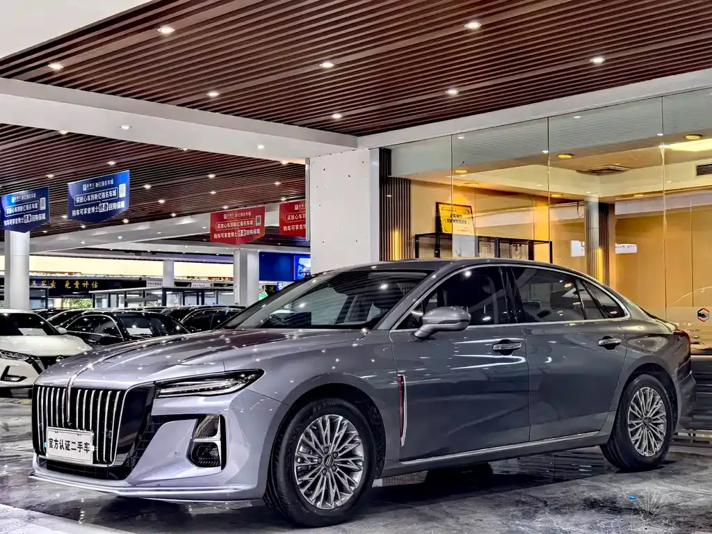 Hongqi H5 — фото 1