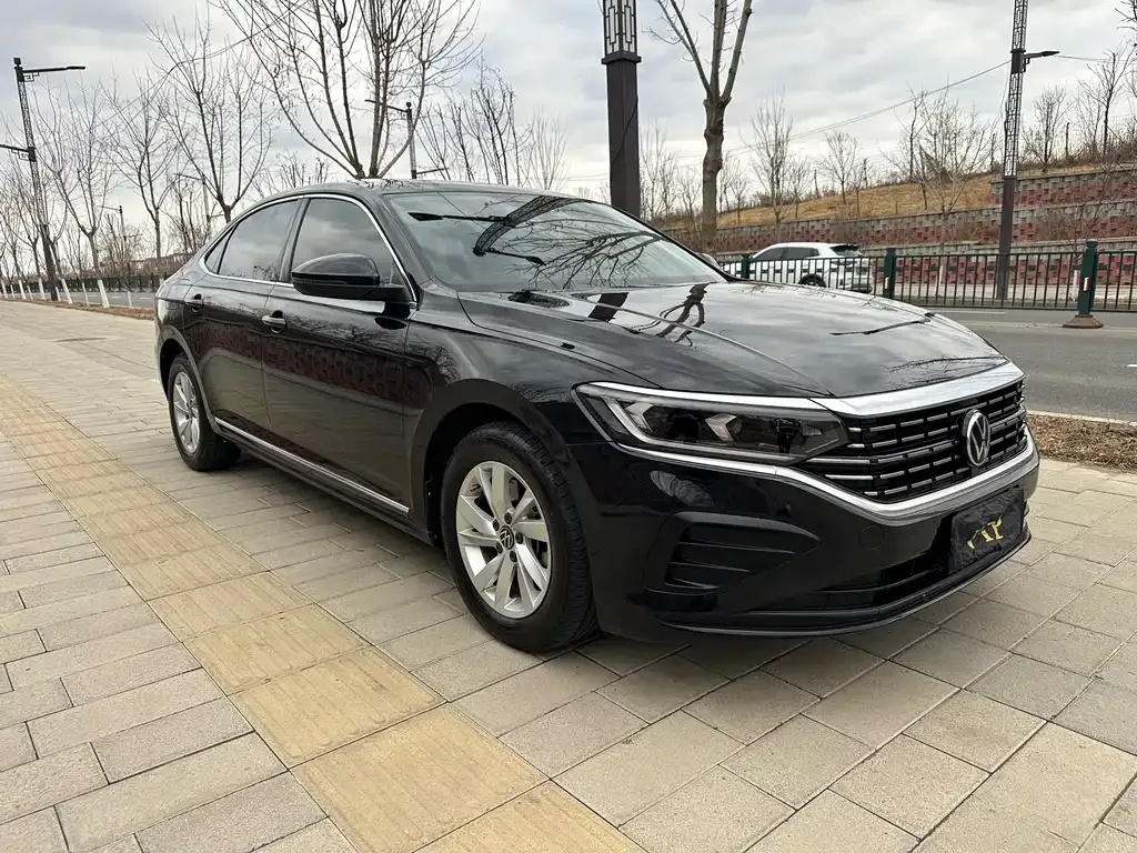 Volkswagen Passat — фото 7