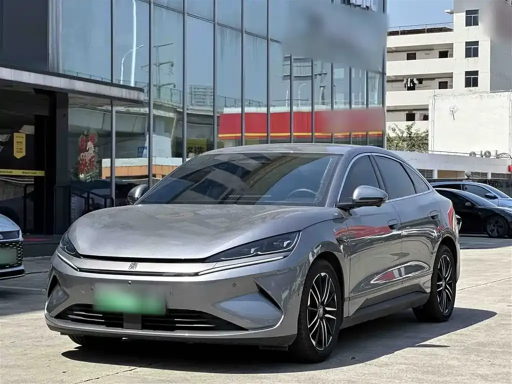 BYD Qin L — фото 4