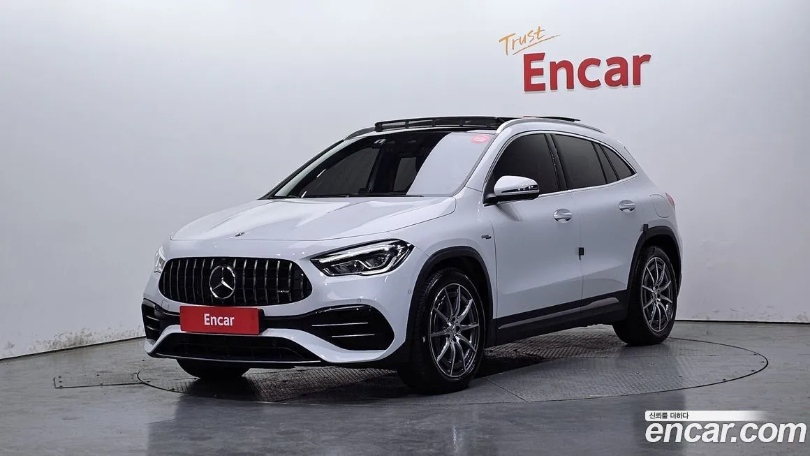 Mercedes-Benz GLA-Class — фото 1