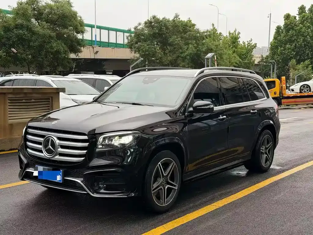 Mercedes-Benz GLS — фото 1