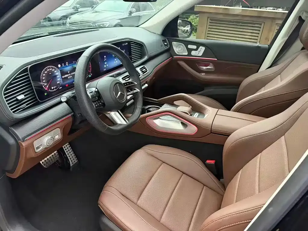 Mercedes-Benz GLS — фото 2