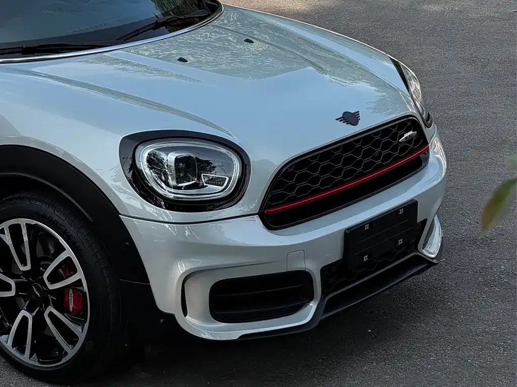 MINI Countryman JCW — фото 8