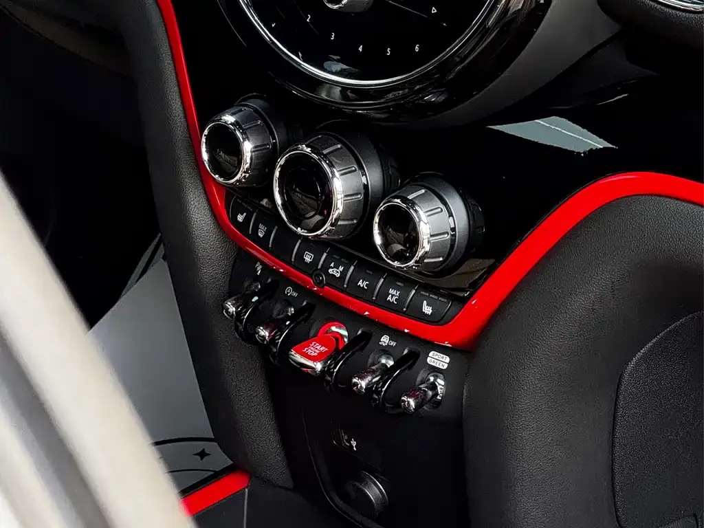 MINI Countryman JCW — фото 4
