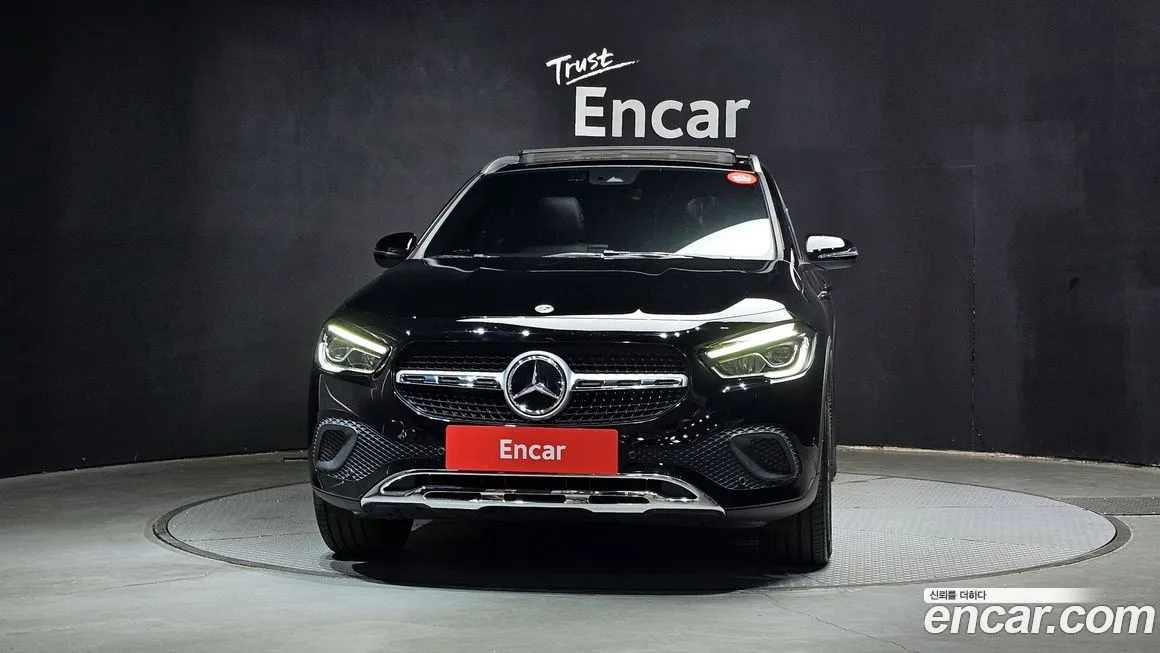 Mercedes-Benz GLA-Class — фото 7