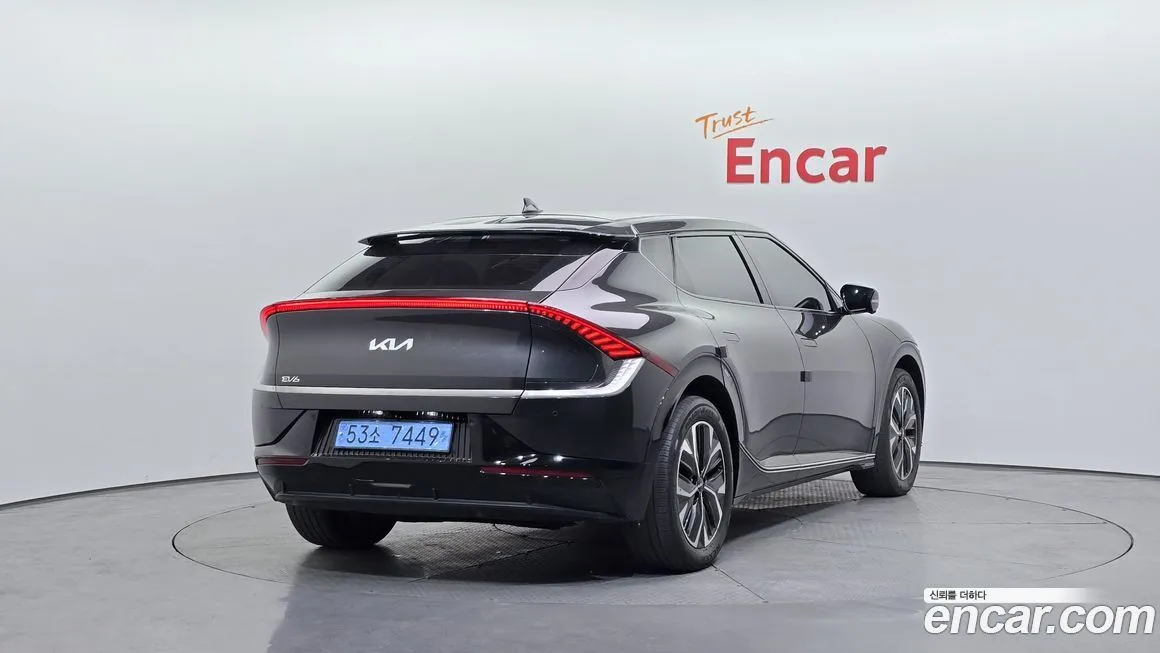 Kia EV6 — фото 2