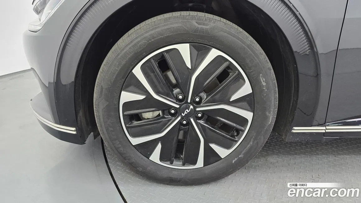 Kia EV6 — фото 4