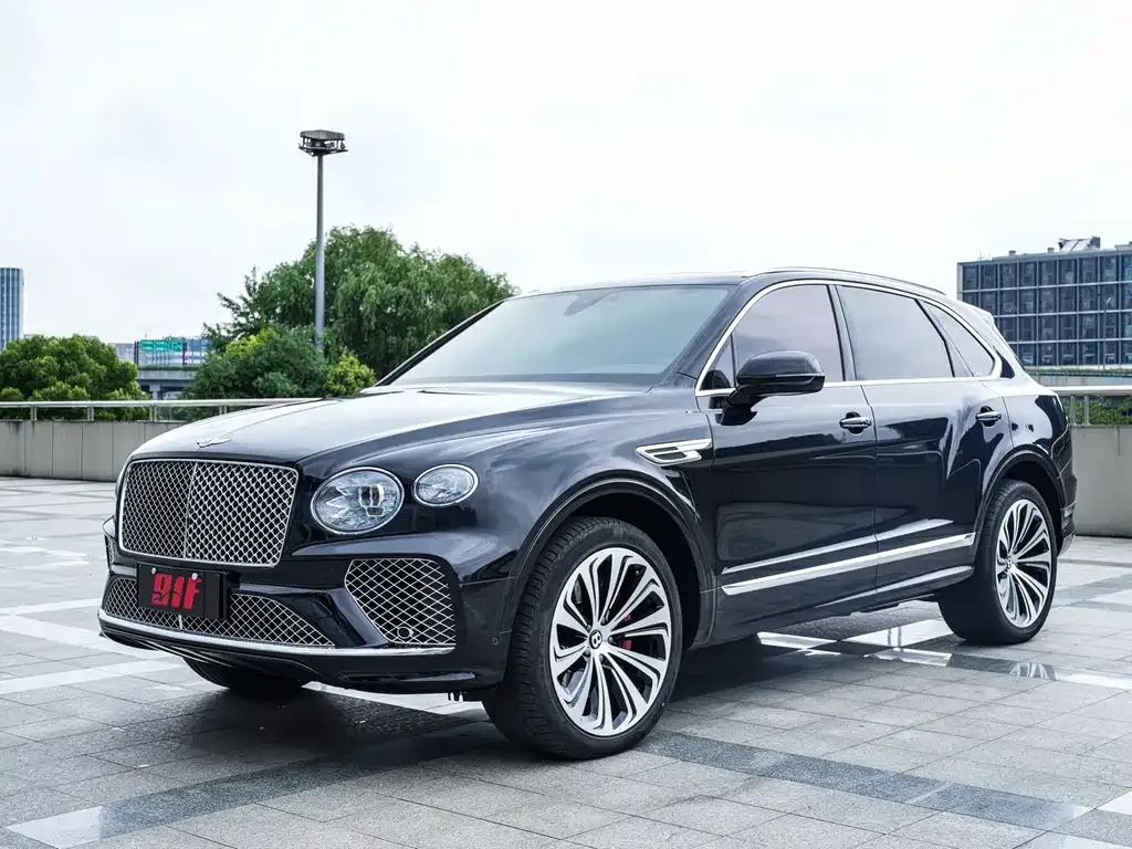 Bentley Bentayga — фото 1
