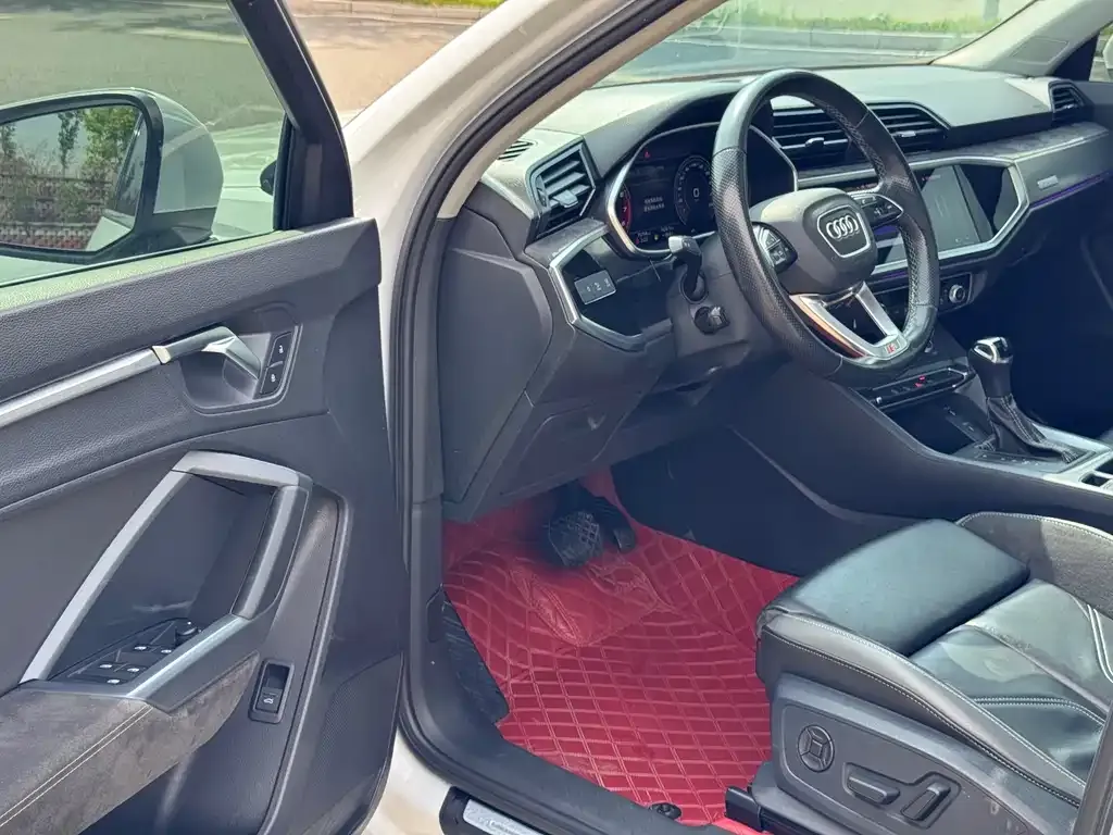 Audi Q3 Sportback — фото 2